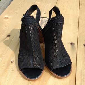 Vince Camuto Black Heeled Sandal Women Size 10